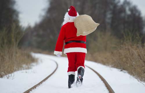 Immagini di Natale Babbo Natale nella neve